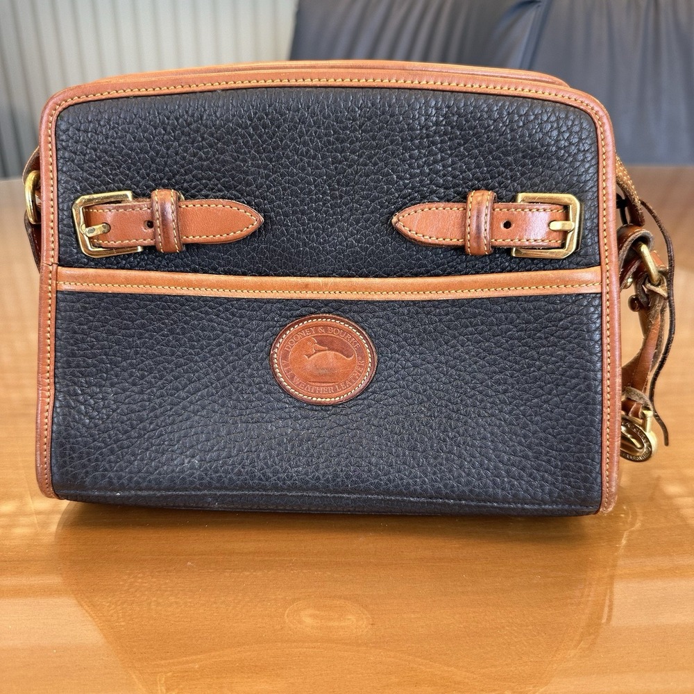 VTG Dooney‎ & Bourke Black Pebbled Leather Equestrian Buckle Satchel Bag Purse